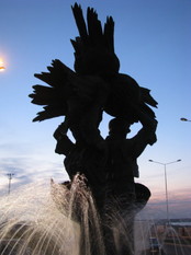 Smgiresunsculpture0001.JPG